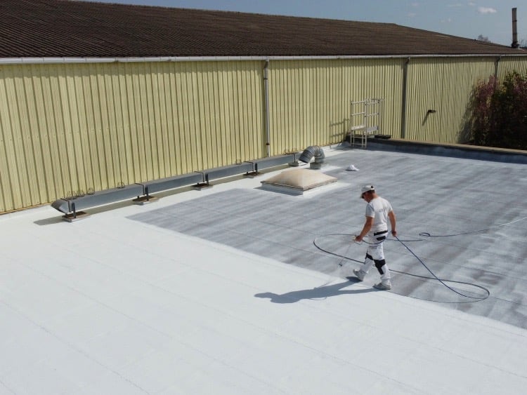 peinture blanche toiture 